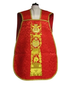 Ornat rzymski haftowany czerwony, Alfa i Omega (64)